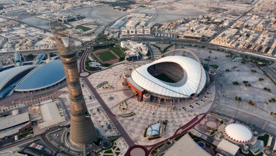 Cupa Mondială 2022. Oamenii care au făcut Qatarul să strălucească se luptă acum pentru supravieţuire