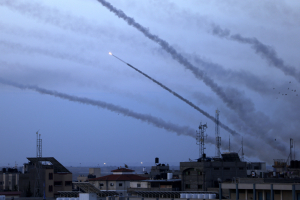 Netanyahu: „Israel e în război”. „Mii de rachete” trase de gruparea Hamas din Fâșia Gaza