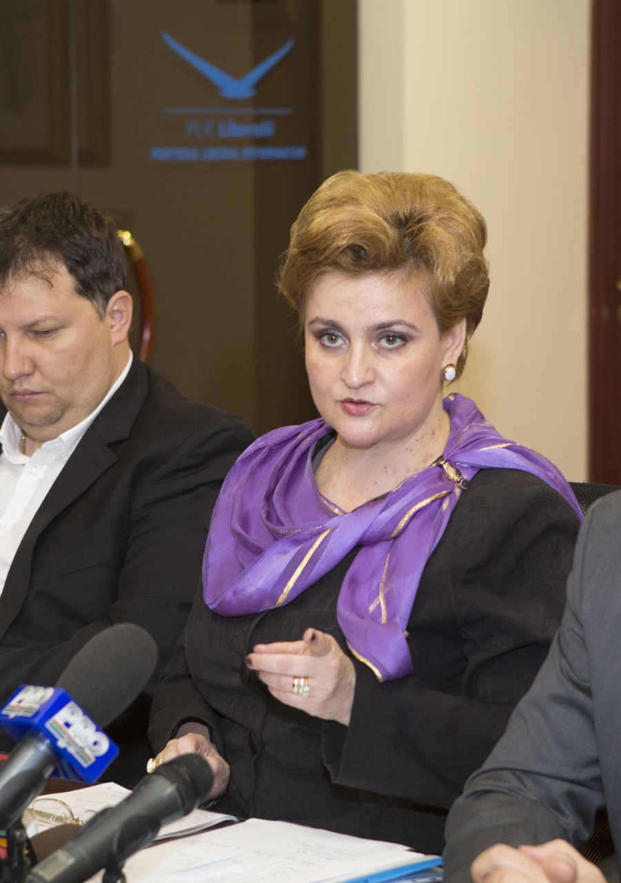 Ministrul Mediului, Apelor şi Pădurilor, Graţiela Gavrilescu, la Galaţi: Riscăm amenzi pentru managementul deşeurilor