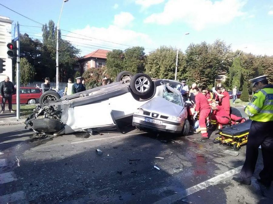 UPDATE. Imagini VIDEO cu momentul IMPACTULUI UCIGAȘ de pe strada Brăilei! Fiul unui cunoscut afacerist, implicat în TRAGEDIE