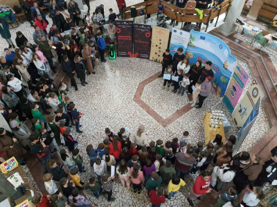 Peste 100 de copii gălățeni, într-un concurs de robotică la Facultatea de Inginerie