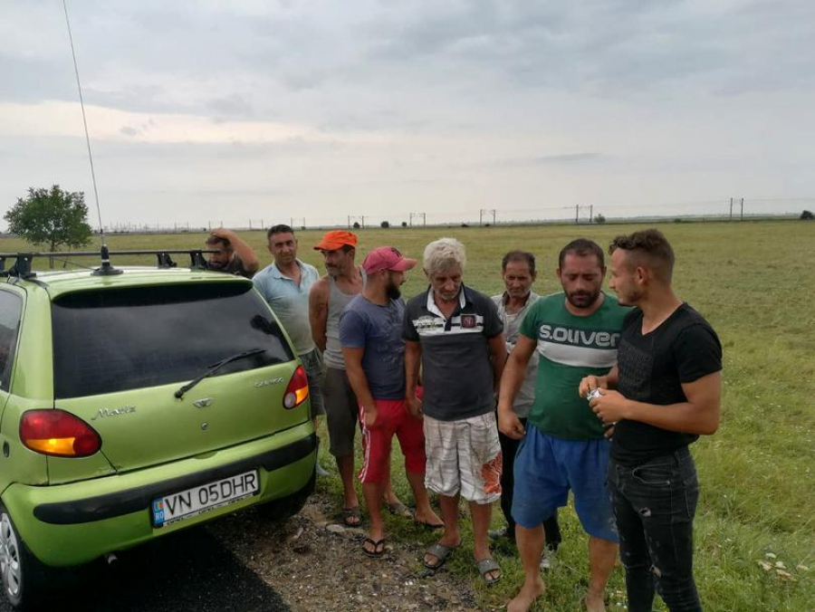 Opt gălăţeni într-un Matiz