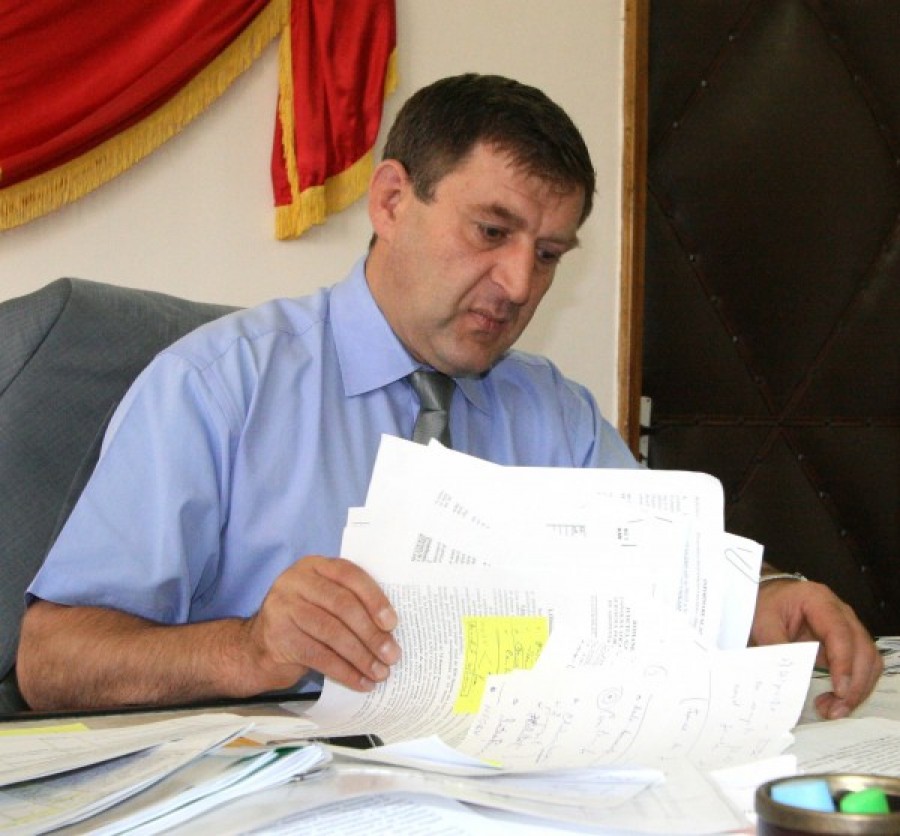Primarul Tecuciului spune că salariile angajaţilor de la Spitalul "Anton Cincu" vor fi plătite până la jumătatea lunii