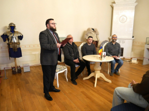 Incursiune în universul militar al Antichității, într-o expoziţie