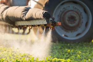 Cum deosebim un pesticid bun de unul dăunător