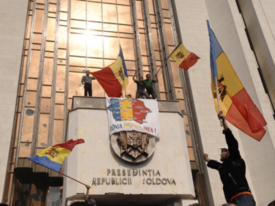 Criza politică din Republica Moldova s-ar putea încheia vineri prin alegerea preşedintelui ţării