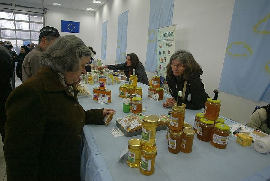 Târgul Apicol îşi deschide porţile începând de sâmbătă