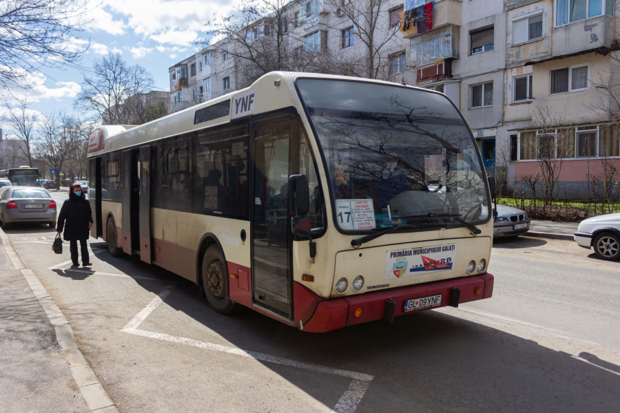 Pensionarii solicită să nu fie desfiinţate traseele de autobuz 9 şi 22. Reacţii la propunerile de modificare a transportului în comun