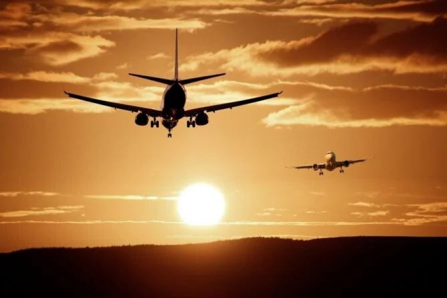 Avioanele, cu 89% mai puțini pasageri în februarie. Pilotul Osiceanu: „S-au păcălit, pierderi grele de tot”. DATA revenirii la normal