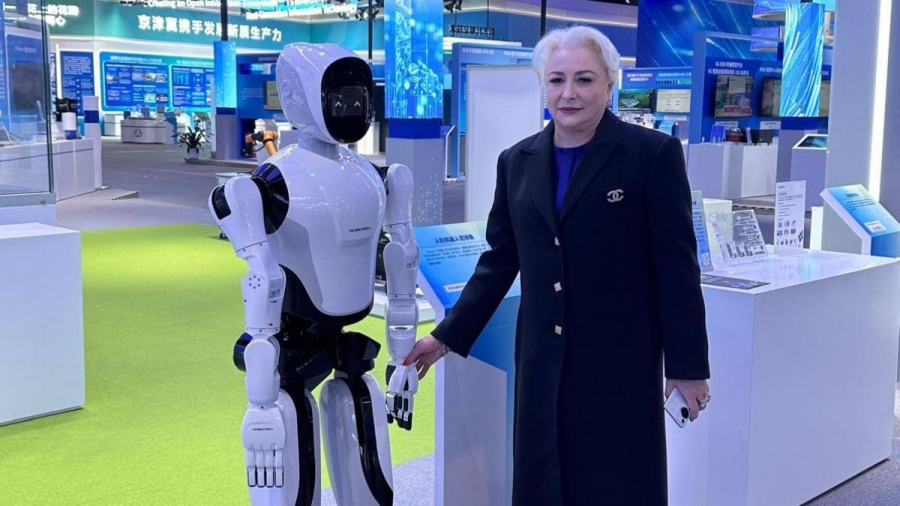 Viorica Dăncilă la târgul tehnologic Beijing