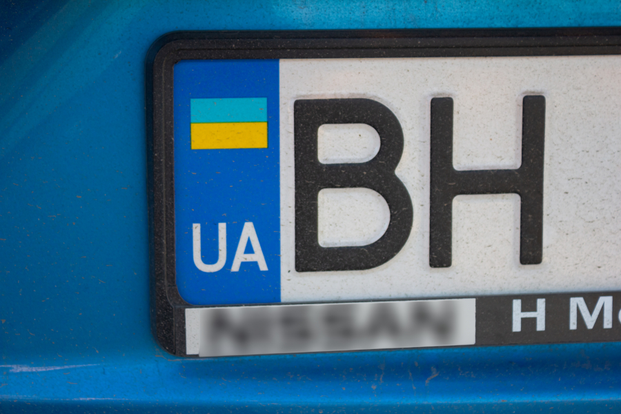 Traficul la frontieră, aglomerat cu peste o mie de ucraineni