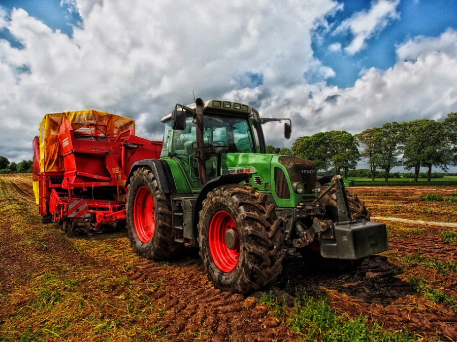 Tehnologia, singura șansă pentru salvarea agriculturii