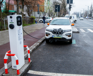 Încă opt stații de încărcare a mașinilor electrice, puse în funcțiune