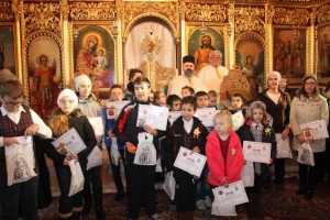 SĂRBĂTOARE MARE la &quot;Sfinţii Trei Ierarhi&quot;, în Mazepa II