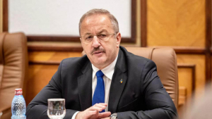 UPDATE/ Ministrul Apărării, Vasile Dîncu, a demisionat!