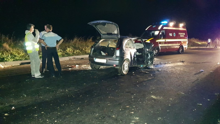 Grav accident de circulaţie la Schela. Şase persoane au fost rănite