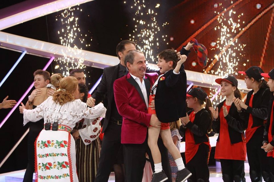 Alex Beznea din Galaţi a CÂŞTIGAT prima ediţie "Next Star" (VIDEO)