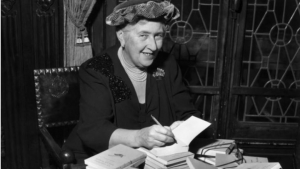 Romanul ”Zece negri mititei” de Agatha Christie își schimbă numele