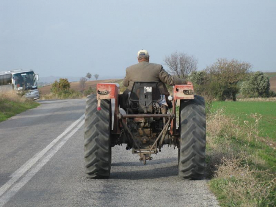 Beat mort, a confundat arătura cu şoseaua