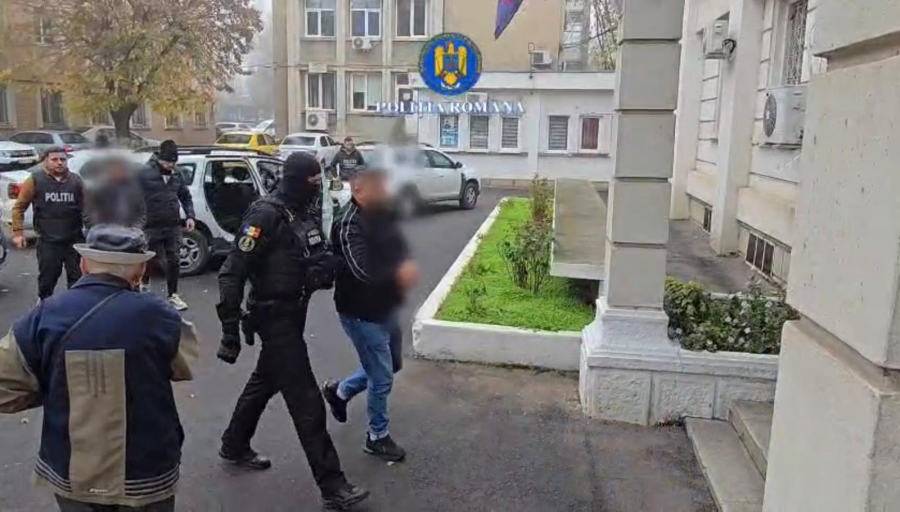 Șase condamnaţi, găsiţi și trimişi după gratii