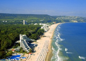 PERICOL! Turiştii români sunt sfătuiţi SĂ EVITE litoralul bulgăresc