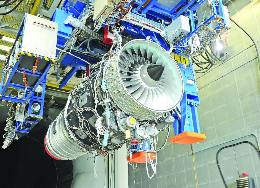 Motor de avion pe hidrogen