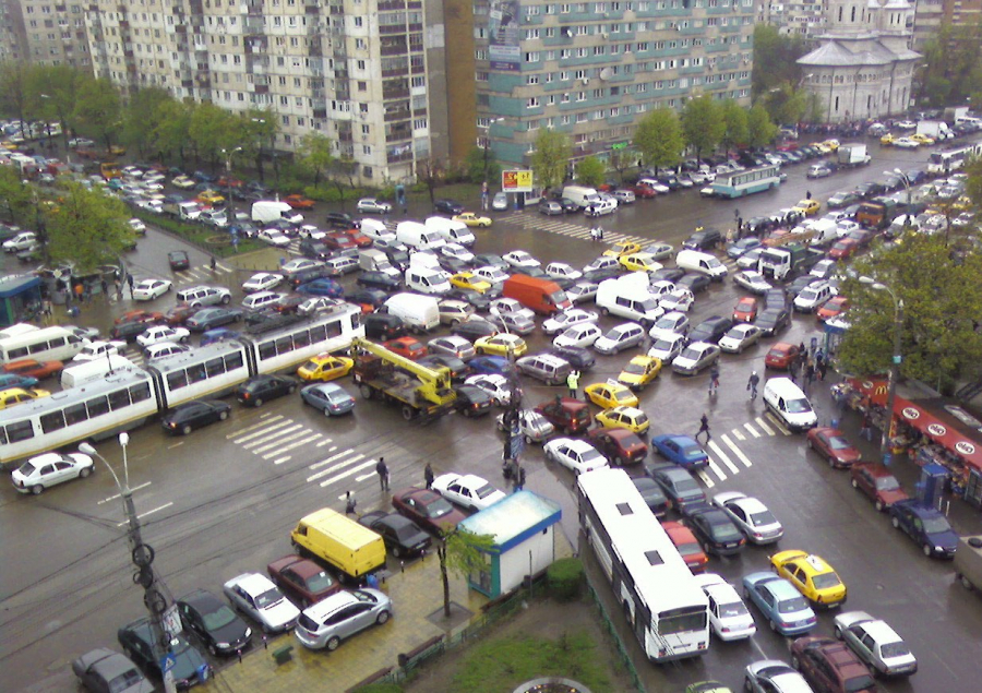 „Regula fermoarului” şi „farmecul vieții”