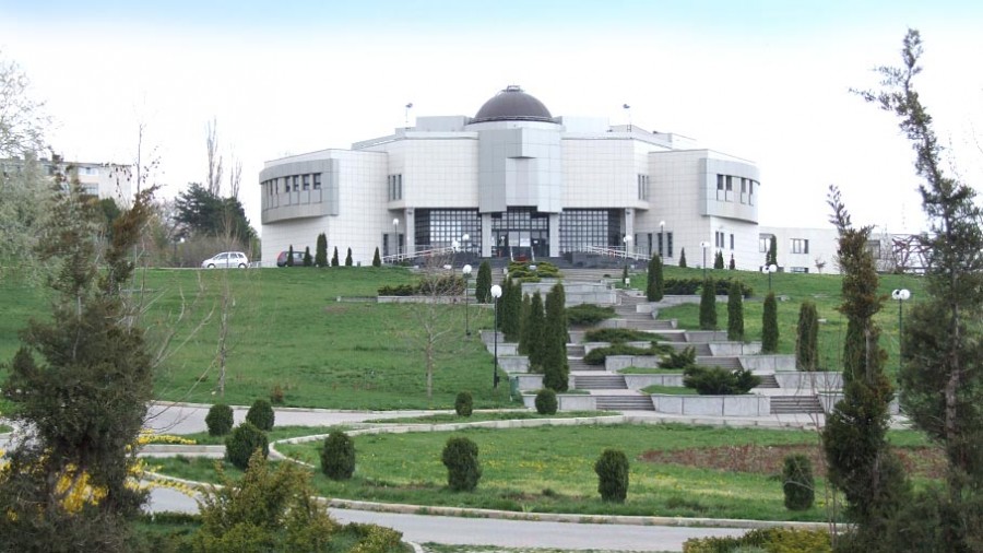 Mai mulţi şefi din cadrul Complexului Muzeal de Ştiinţele Naturii, cercetaţi pentru abuz în serviciu
