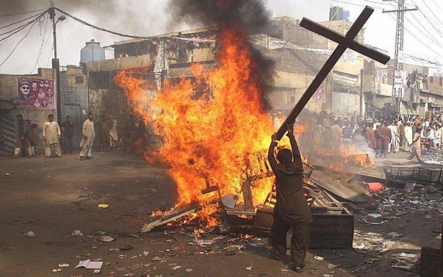 Creştinii, cel mai persecutat grup religios din lume!