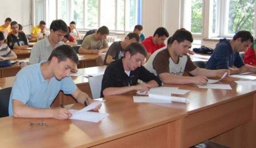 Studenţii au lansat un "manifest" în prag de nou an universitar