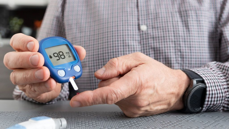 Noul coronavirus ar putea declanșa diabetul. Relaţie cauzală între hiperglicemie şi SARS-CoV-2