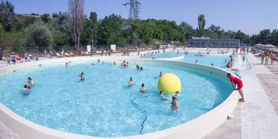 Ofertant unic pentru piscinele dorite la Plaja "Dunărea"