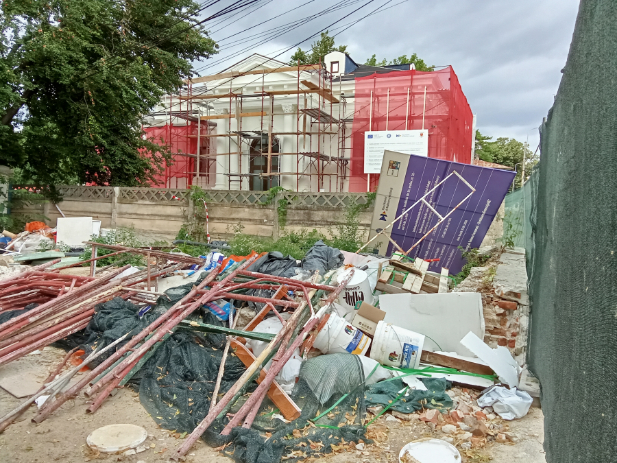 Cum se renovează cu bani europeni pe strada Eroilor (FOTO)