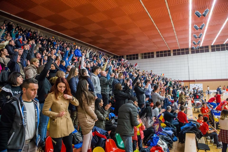 Zi plină la Sala Sporturilor: Handbal în deschidere, apoi volei şi baschet în cuplaj