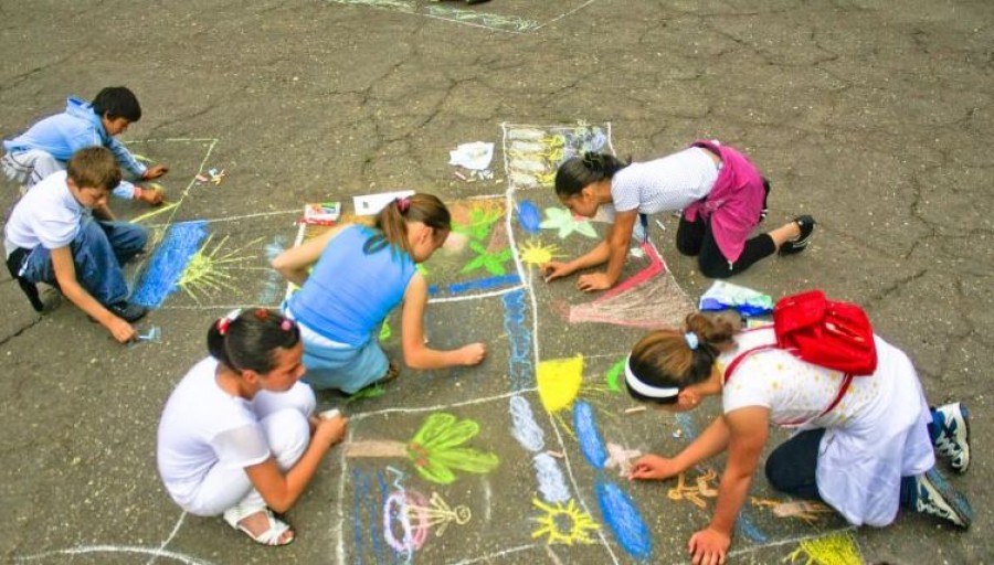 Programul Spectacolului de 1 Iunie organizat în Parcul Rizer