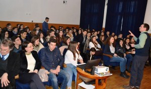 &quot;Când îţi doreşti cu adevărat, reuşeşti!&quot;. Care este Everestul elevilor tecuceni?