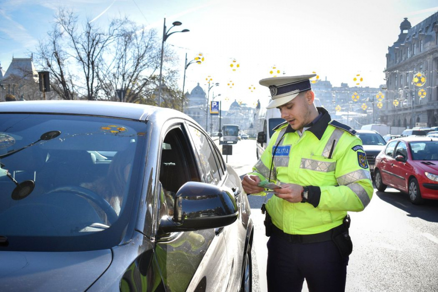 Fără permis, la volanul maşinii părinţilor