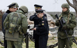 Forţe ruseşti, concentrate la graniţa cu Ucraina