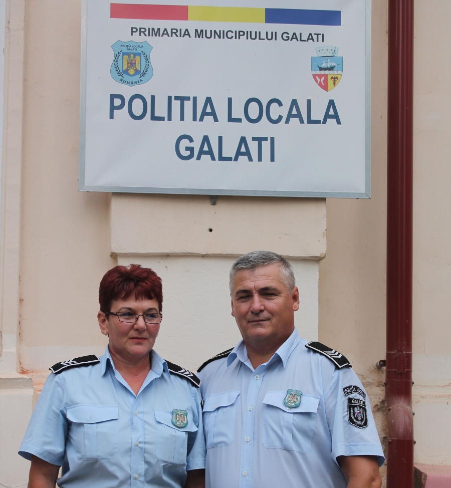 Viaţa din spatele uniformei de poliţist local/ Comunicarea, secretul unei căsătorii fericite