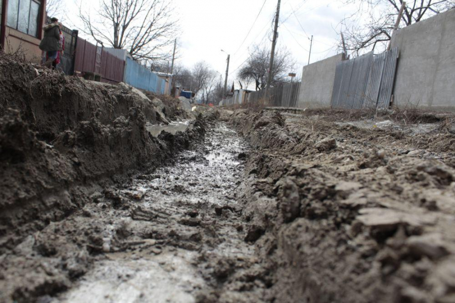 Reîncep LUCRĂRILE pe strada Pictor Isser