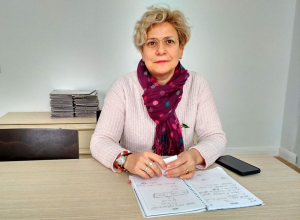 Elsa Stavro, doctor în Istorie al „Universității Dunărea de Jos”