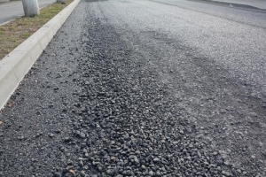 Răspunsul Engie la sesizarea &quot;Vieţii libere&quot; | Asfaltul de pe aleea Aurel Manolache va fi readus la starea iniţială