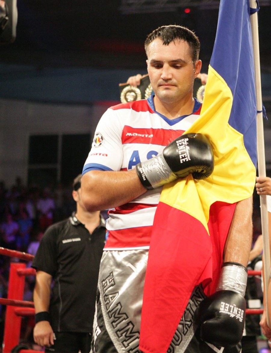 Gălăţeanul Cristian Ciocan va boxa cu redutabilul Tyson Fury în drumul spre Kliciko