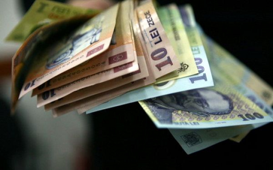Leul s-a depreciat la sfârșitul săptămânii