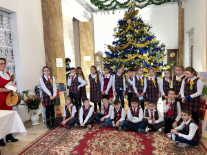 „Galbenă gutuie” - prin vocile copiilor Şcolii Nr. 17 „Nichita Stănescu” (VIDEO)