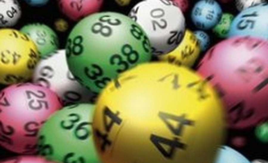 Premiul cel mare la Loto 6/49, de peste nouă milioane de euro, nu a fost câştigat