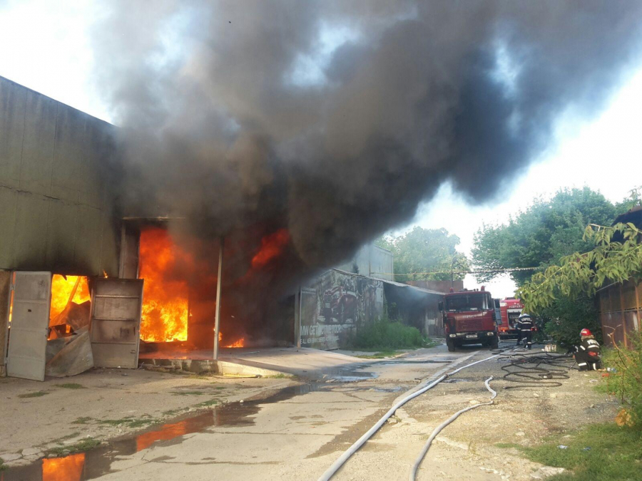 Cauza INCENDIULUI din Bariera Traian, încă necunoscută