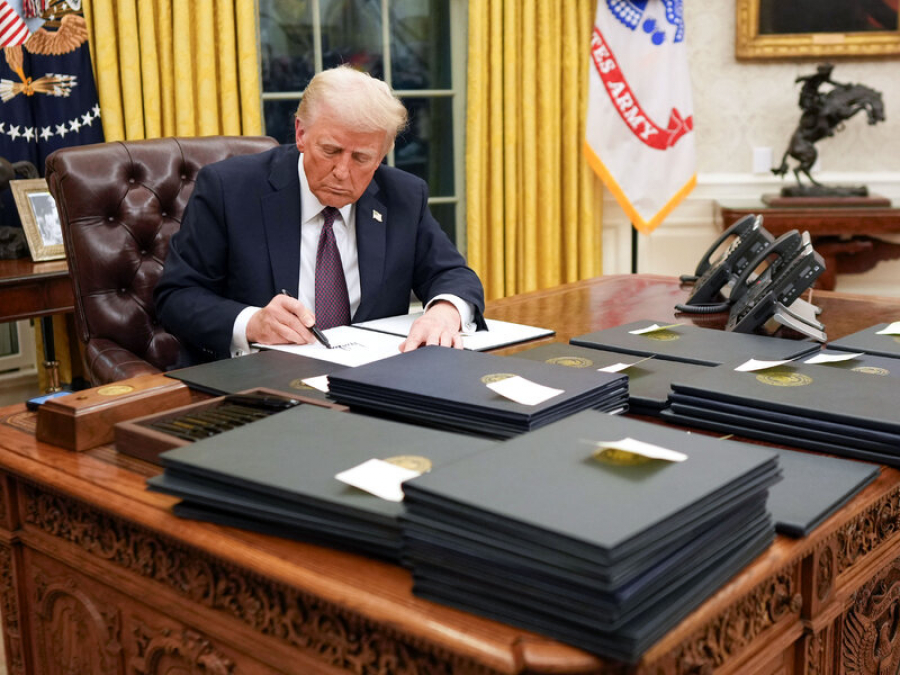 Trump și-a grațiat aliații politici acuzaţi pentru alegrile din 2020