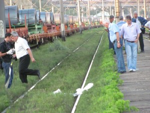 Un muncitor de la Serv Trans a fost spulberat de tren în Gara Barboşi