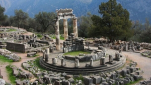 RUINE MITOLOGICE: Complexul de la Delphi